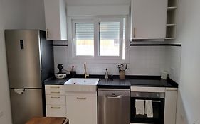 Apartamento con WiFi y aparcamiento privado